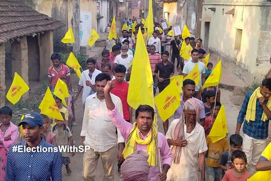 Lok Sabha Election 2024: Focus is to get kurmi vote, folk songs uses in election campaign