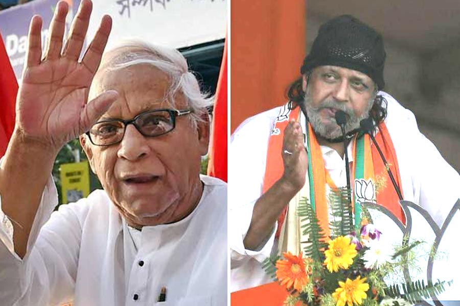 Mithun Chakraborty praises Buddhadeb Bhattacharjee