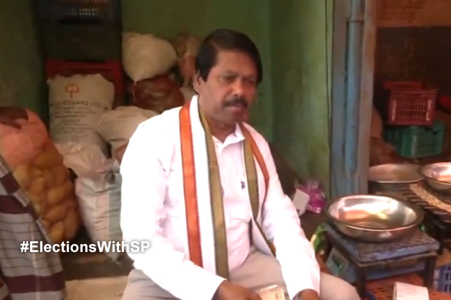 Lok Sabha Election 2024: Padma Shri awardee, now Lok Sabha candidate selling vegetable