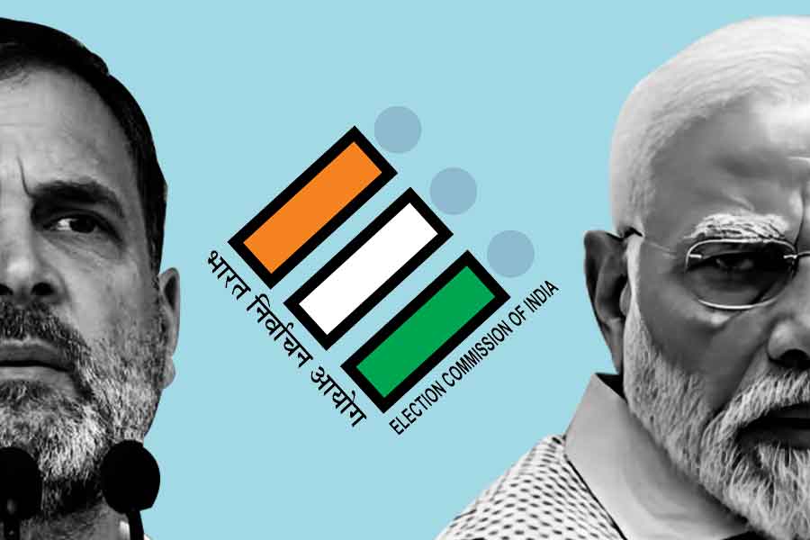 Lok Sabha 2024: EC takes note on alleged poll code violations by PM Modi, Rahul Gandhi, sends Notice