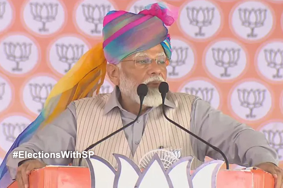 PM Narendra Modi slams Congress manifesto