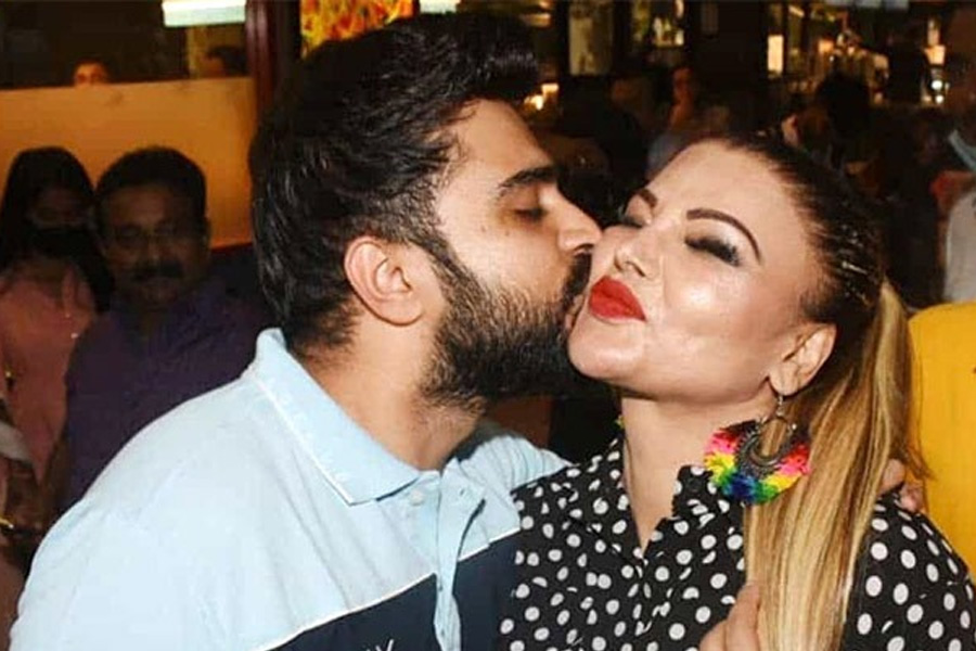 Adil Khan Durrani Reveals If He Married Rakhi Sawant For Publicity
