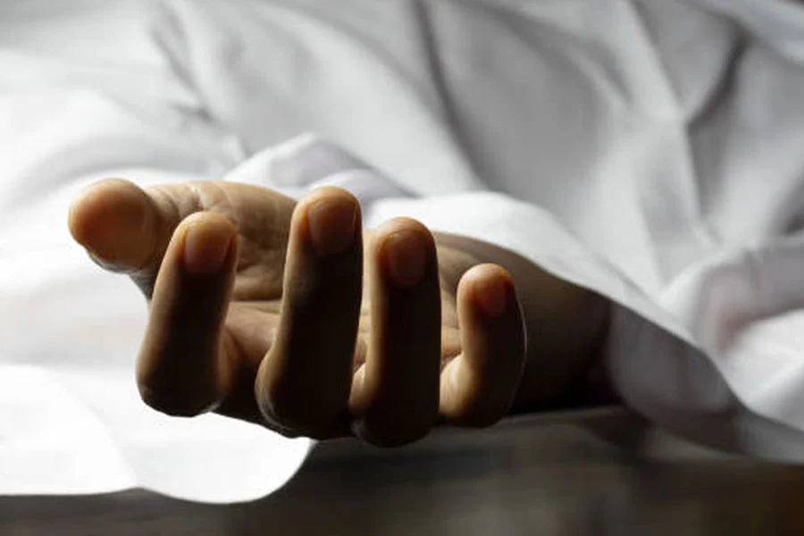 Three Member of a family die after inhaling toxic gas in Delhi