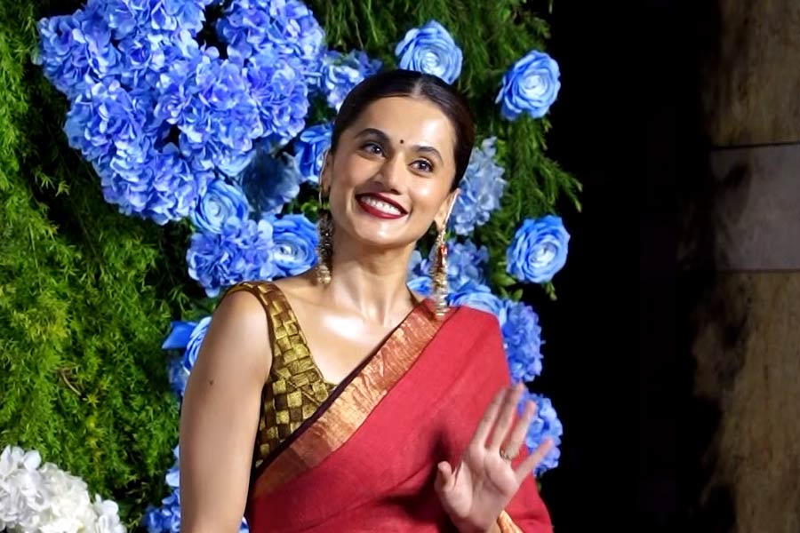 When paparazzi asked Taapsee Pannu 'sir kidhar hai?'