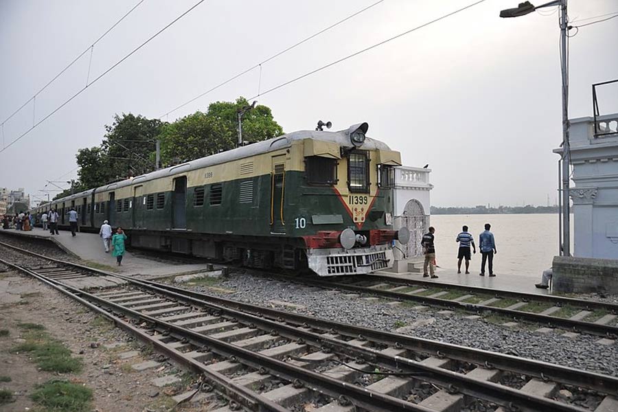 Eastern Railway will run special night trains on Knights game days
