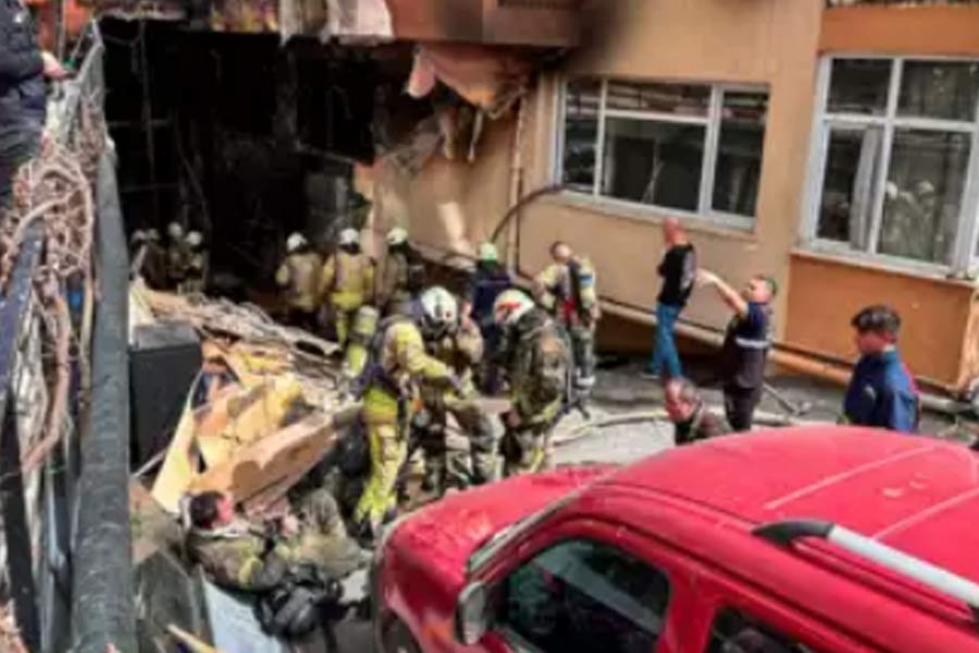29 dead, several injured after fire erupts at nightclub in Istanbul