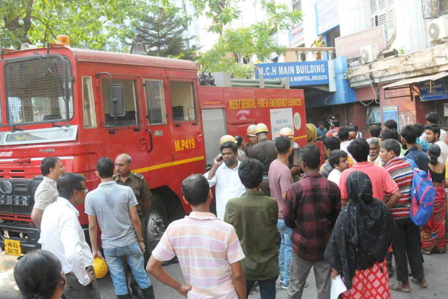 Fire broke out in Kolkata Medical College