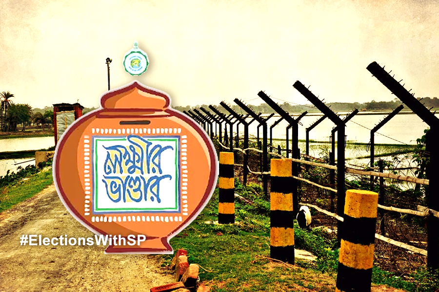 Lok Sabha Election 2024: People of Bangladesh border in West Bengal are showing keen interest on Laxmi Bhandar
