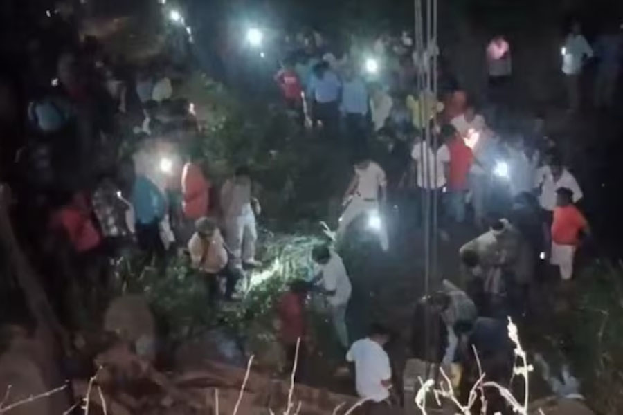 Bus fell into gorge at least 12 dead in Chhattisgarh