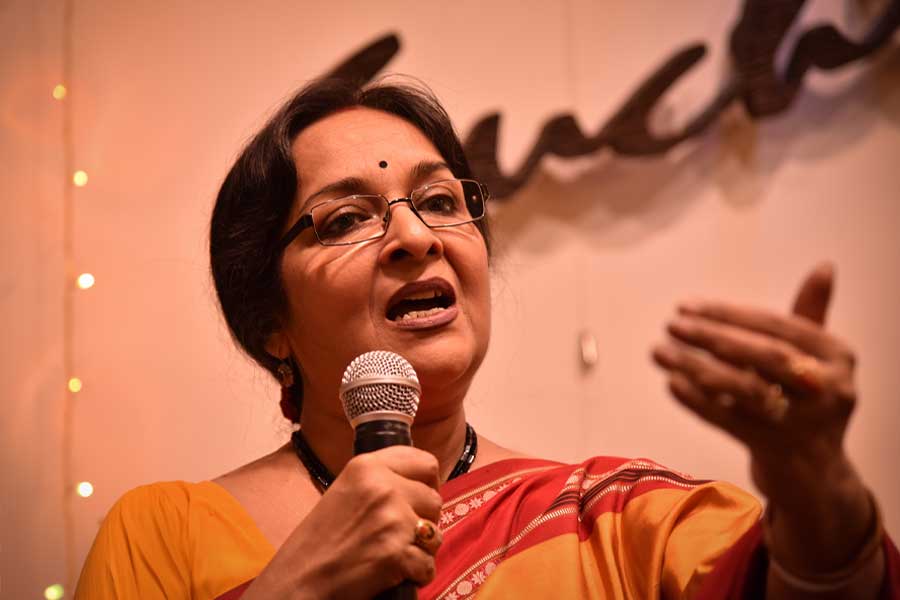 Mamata Shankar reacted on her Controversial comment on Saree