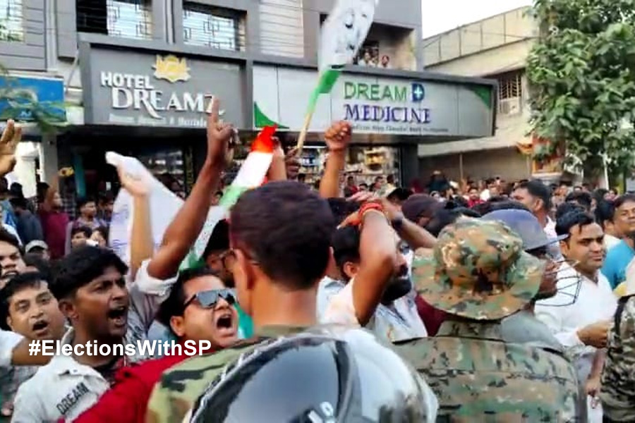 Mithun Chakraborty faced go back slogan during road show