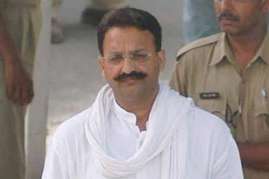 Controversy on Mukhtar Ansari death after post mortem report