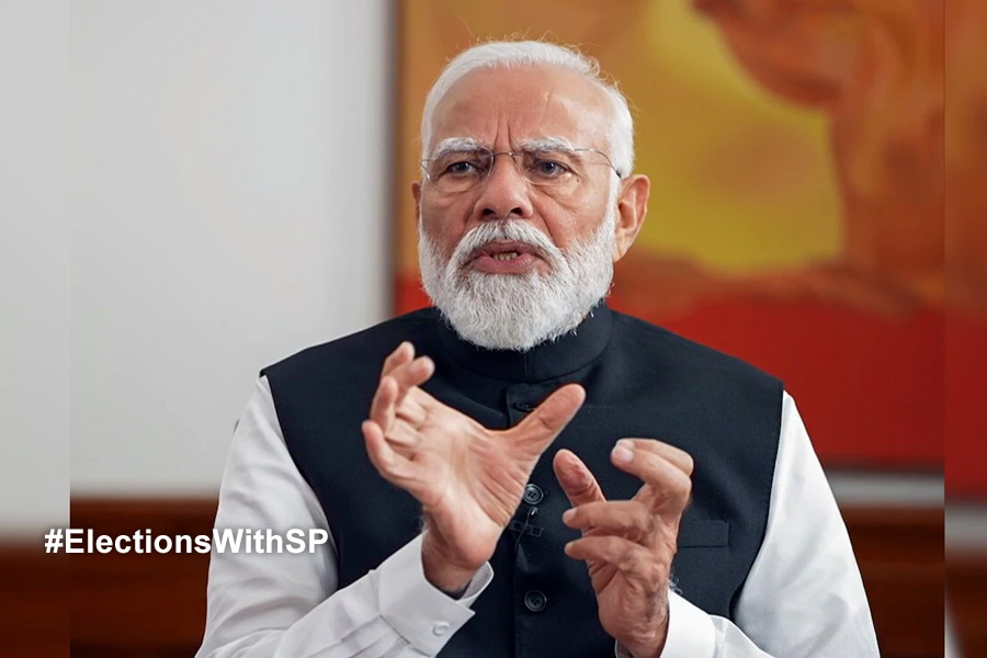 PM Modi slams opposition on electoral bond