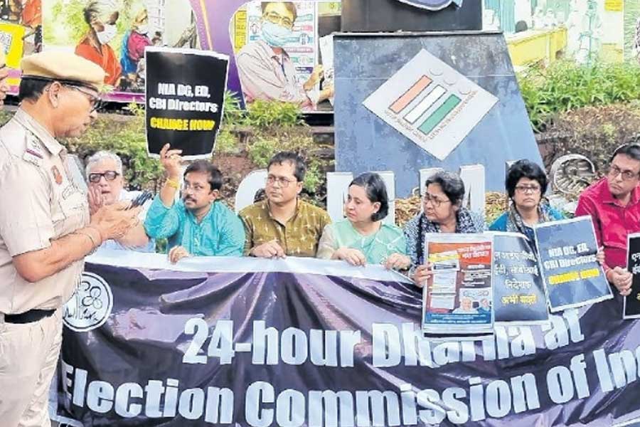 It is a dangerous in democracy to implicate representatives in false cases