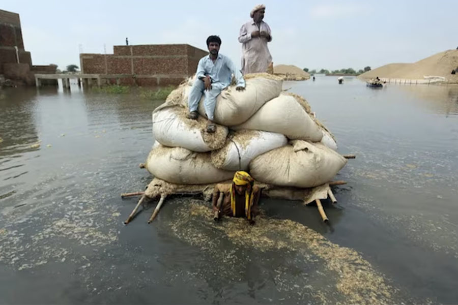 Heavy rain in Pakistan and Afghanistan more than 70 killed