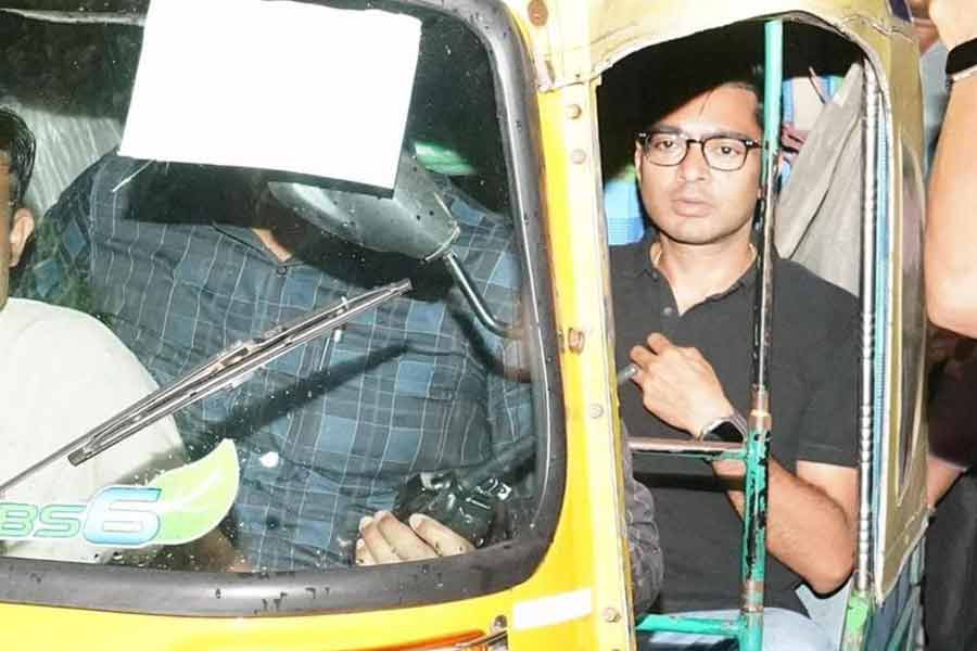 Abhishek Banerjee visits Remal Relief Camp