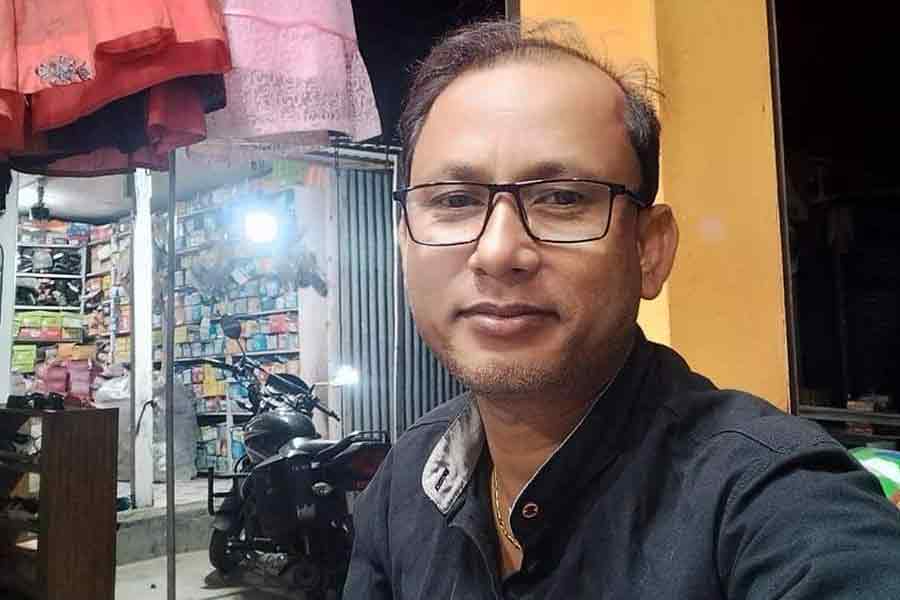 Shoot out at Sitalkuchi, one TMC leader injured