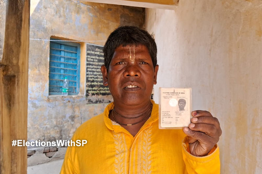 Lok Sabha Election 2024: Vote message by Kacha Badam singer Bhuban Badyakar