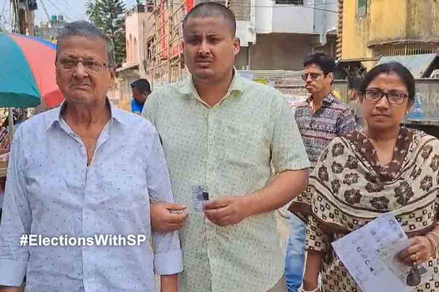 Lok Sabha Election 2024: Voter list claims 10 voters as dead in Maldah, sparks row