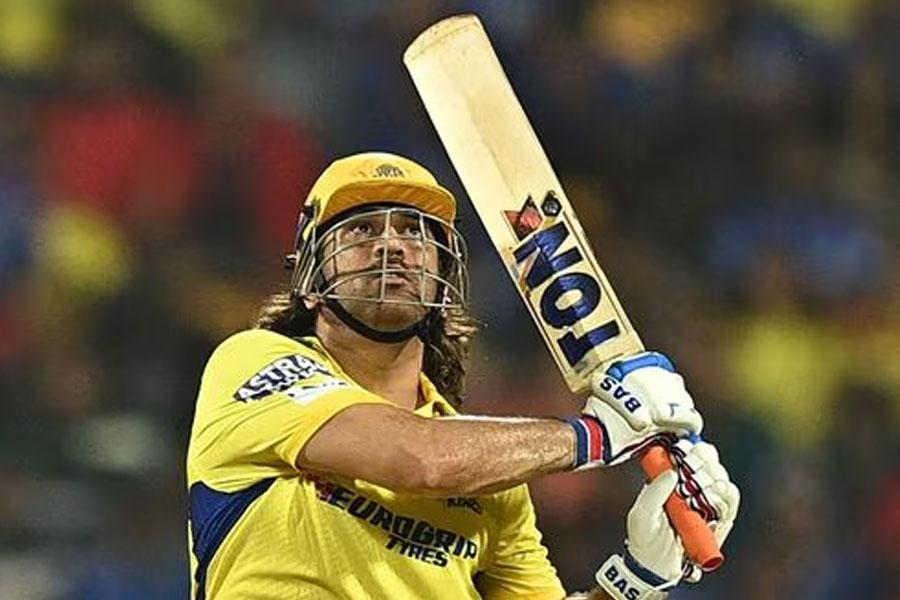 Report says Csk's MS Dhoni Set To Use Lighter Bat In IPL 2025