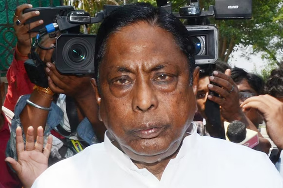 Jharkhand Minister Alamgir Alam arrested by ED