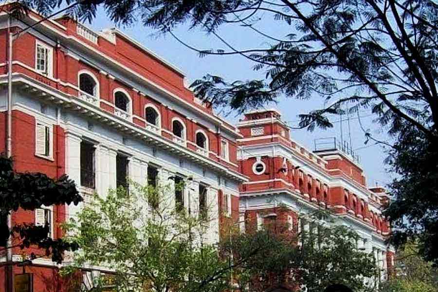 RG Kar Hospital: Traffick control of Lalbazar issues new SOP strengthen security at night