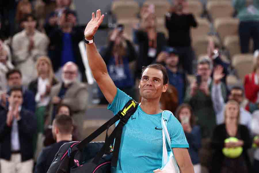 Rafael Nadal crushes out from French Open