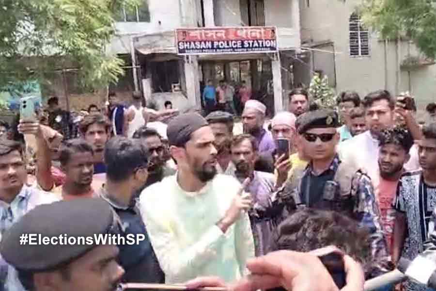 Lok Sabha Election 2024: Clash broke out between tmc and Isf worker in Shashon