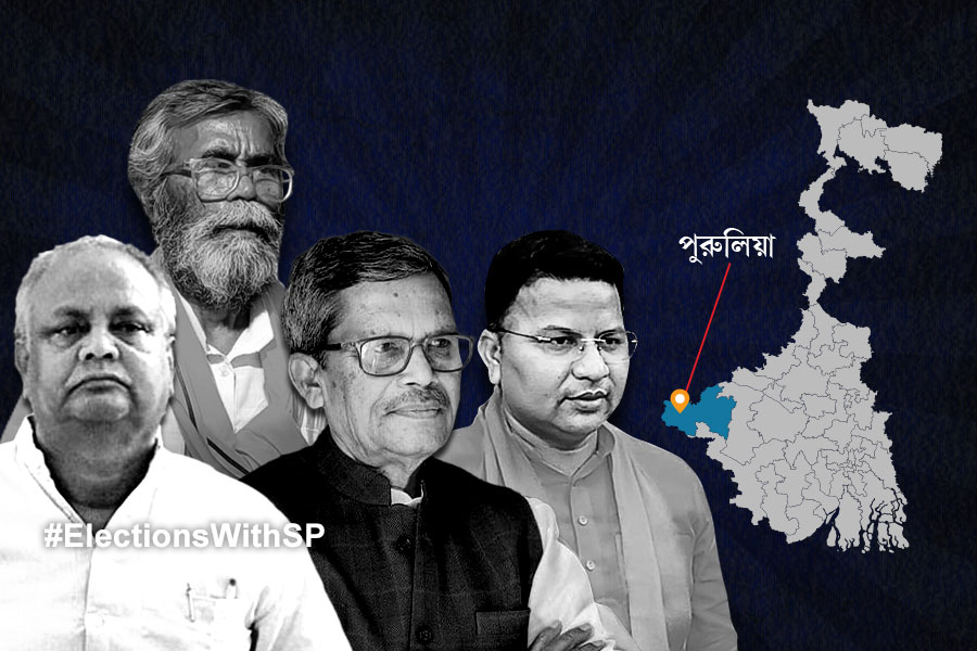 2024 Lok Sabha Election: TMC emphasises on digital volunteers, BJP worries for not having agents in all booths in Purulia
