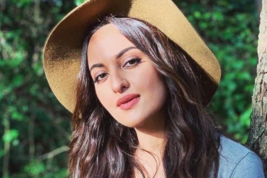 Sonakshi Sinha reacts to marriage plans at The Great Indian Kapil Show