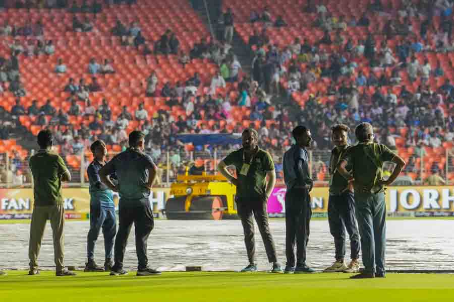 KKR and GT match abandoned due to huge downpour