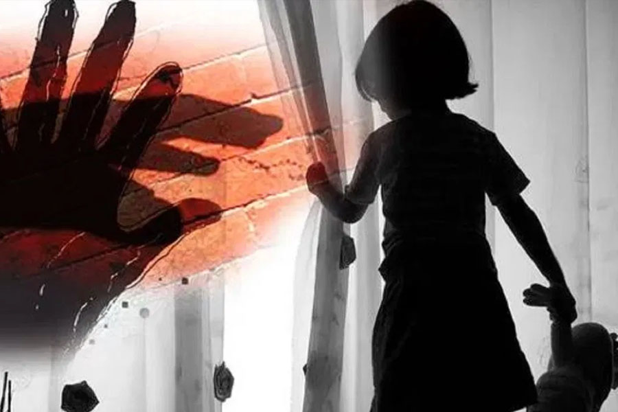Bhopal school owner arrested for harassing 8 years girl in hostel