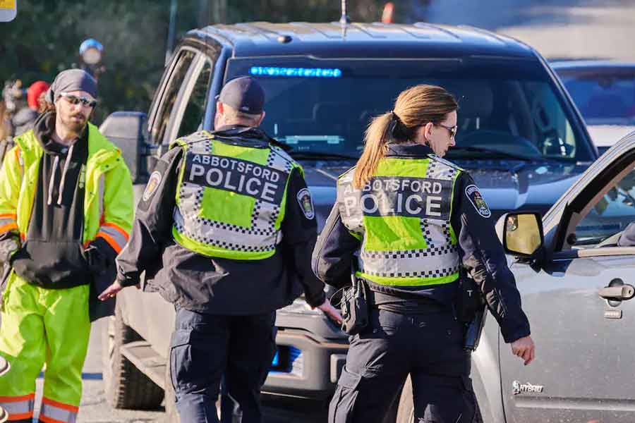 Indian couple killed in Canada amid police car chase