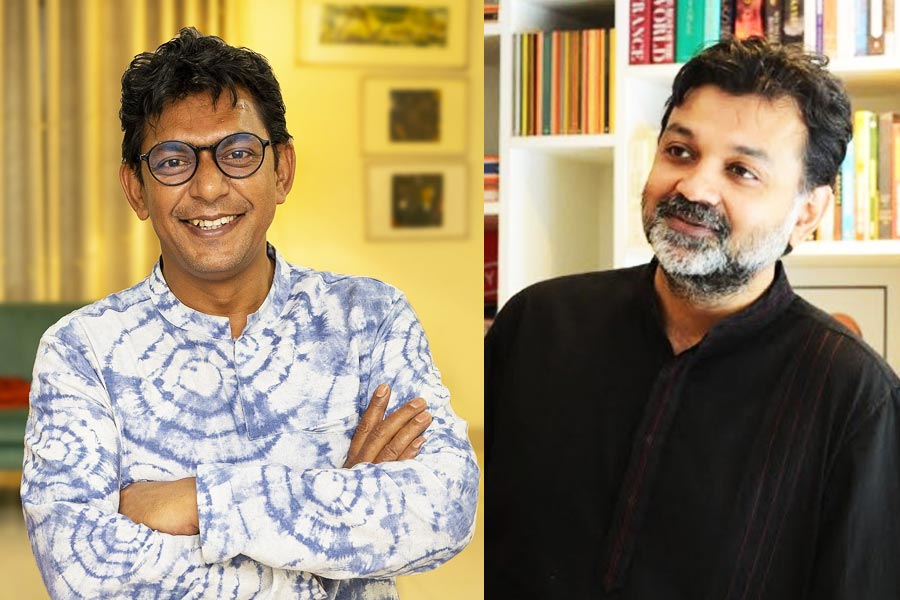 Actor Chanchal Chowdhury Draws Srijit Mukherji's picture