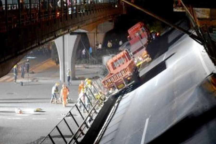 19 killed as highway collapses in China amid heavy rain