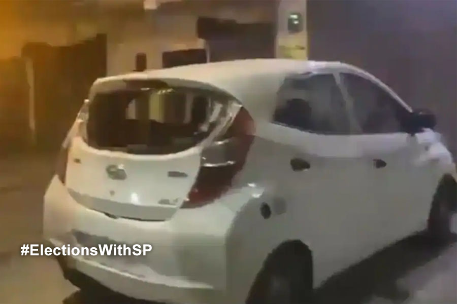 Congress party office attacked in Amethi, car vandalized