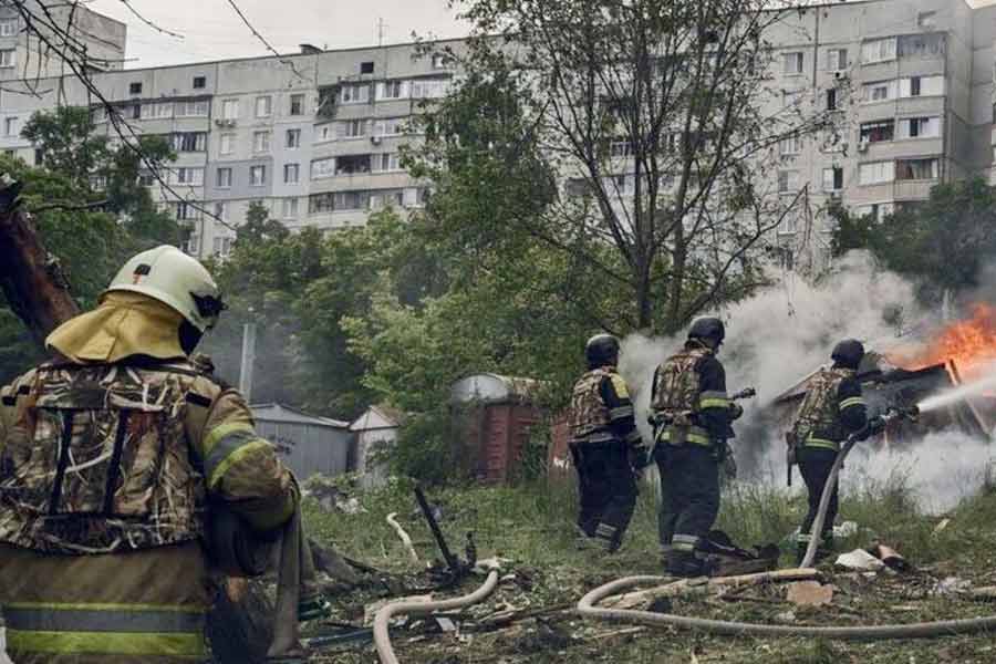 Ukraine troops pulled back in Kharkiv after Russia offensive