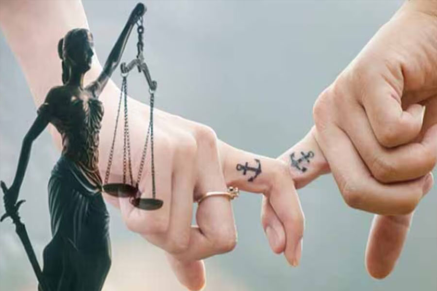 Uttarakhand HC slams live in couple