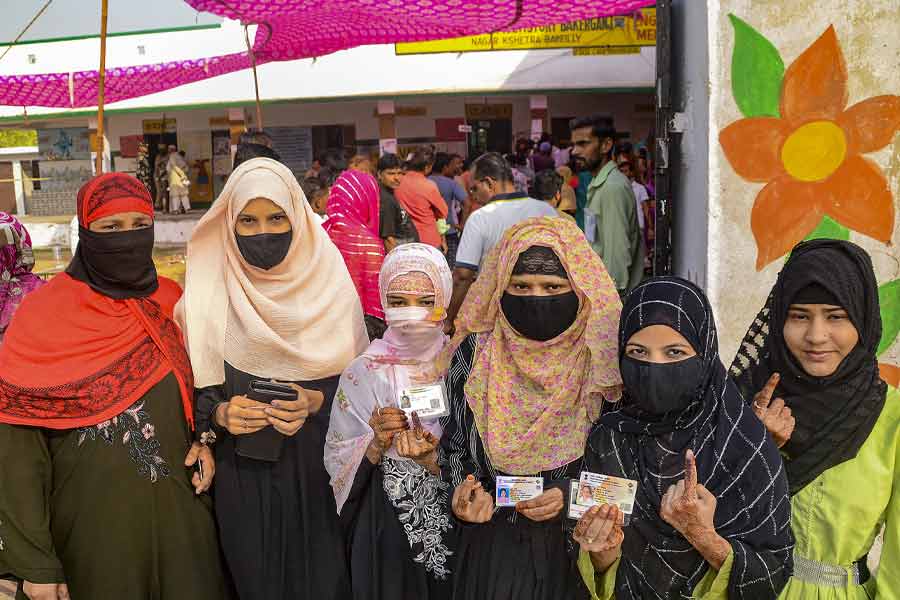 Muslim castes to be recorded in upcoming census, but not quota: Sources