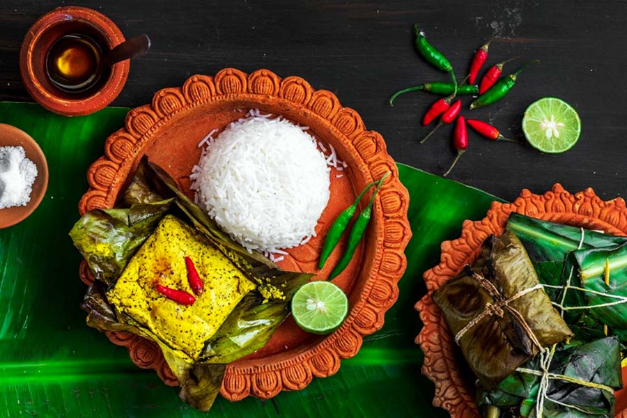 Veg, Non veg different Paturi recipes for Poila Baisakh 2025