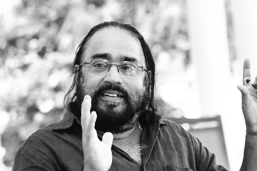 Renowned film maker Sangeeth Sivan passes away