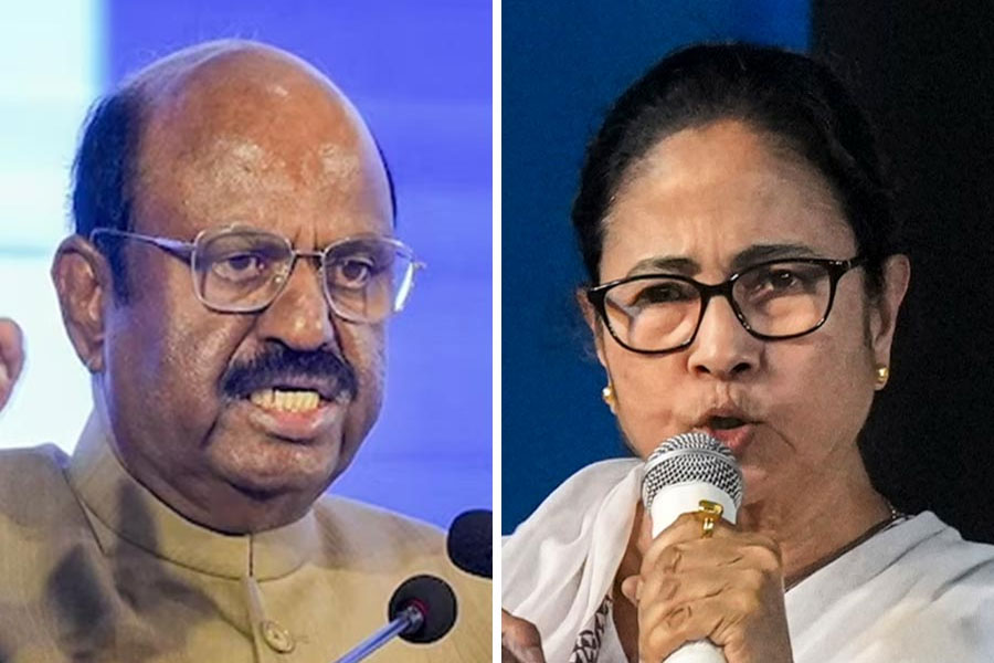 Governor CV Ananda Bose seeks report form CM Mamata Banerjee on RG Kar Case