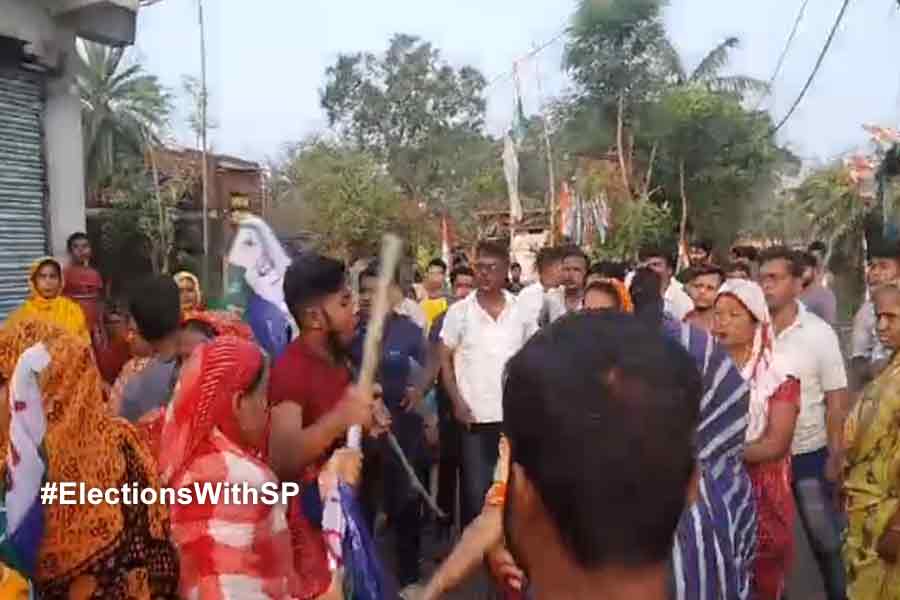 Lok Sabha Election 2024: Violence at Bhangar on poll day