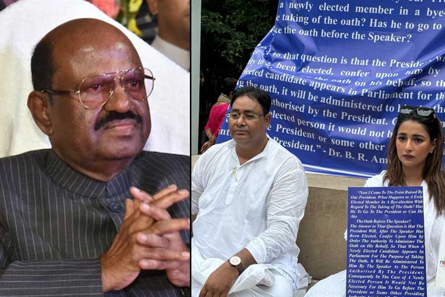 Raj Bhawan issues stern statement on oath taking of 2 MLAs