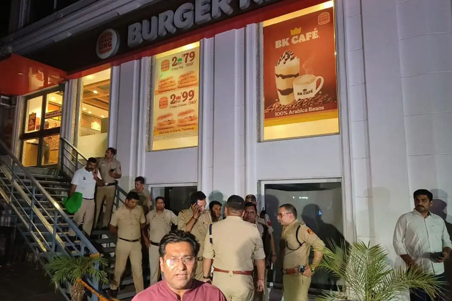 Burger King shooting: Video of murder in Delhi