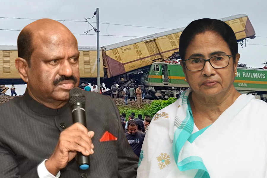 CM Mamata Banerjee and WB Governor C V Anand Bose will head to North Bengal at afternoon