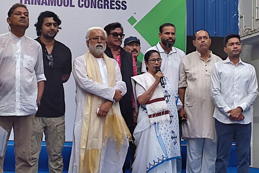 Mamata Banerjee announces 21 july our victory will dedicated to martyrs