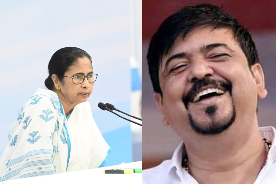 Mamata Banerjee praises Sujit Bose for renovation work on Kestopur Lake