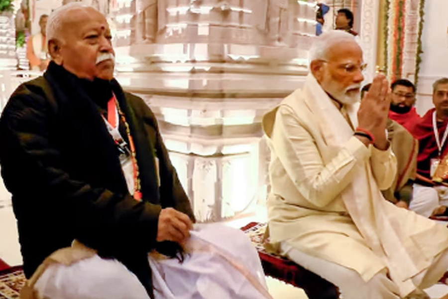 RSS opens up on ties with BJP for the first time