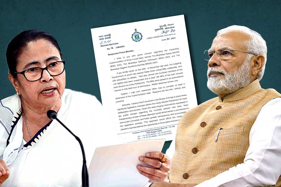 Mamata Banerjee writes to PM Modi on implementing Nyay Sanhita